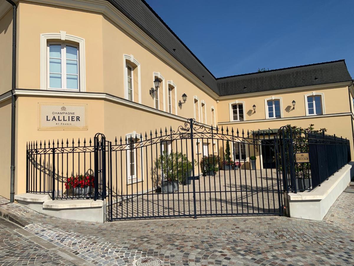 Champagne & Grand Cru Apartment Ay-Champagne Bagian luar foto