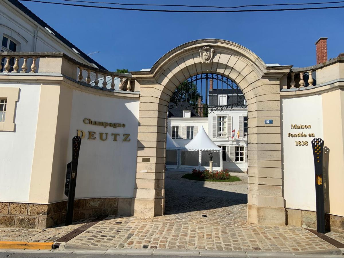 Champagne & Grand Cru Apartment Ay-Champagne Bagian luar foto